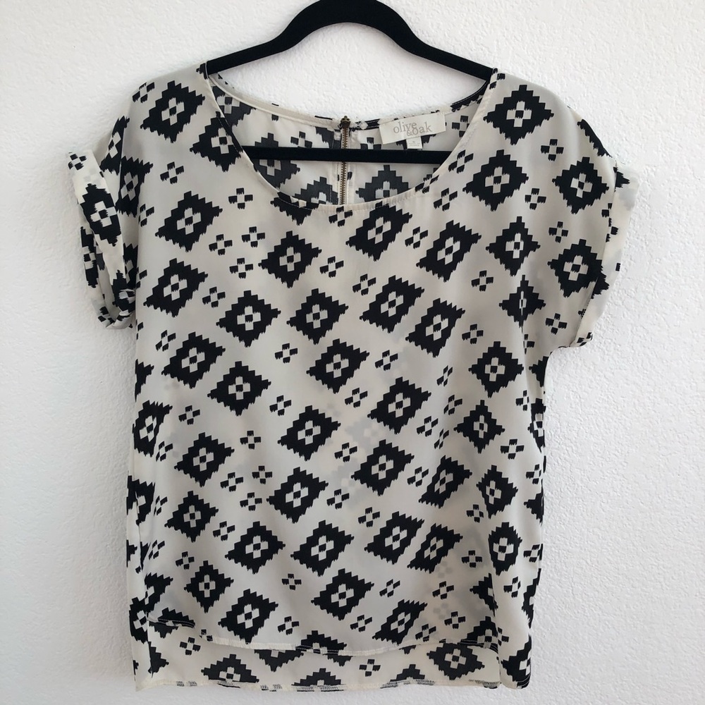 Olive & Oak Top